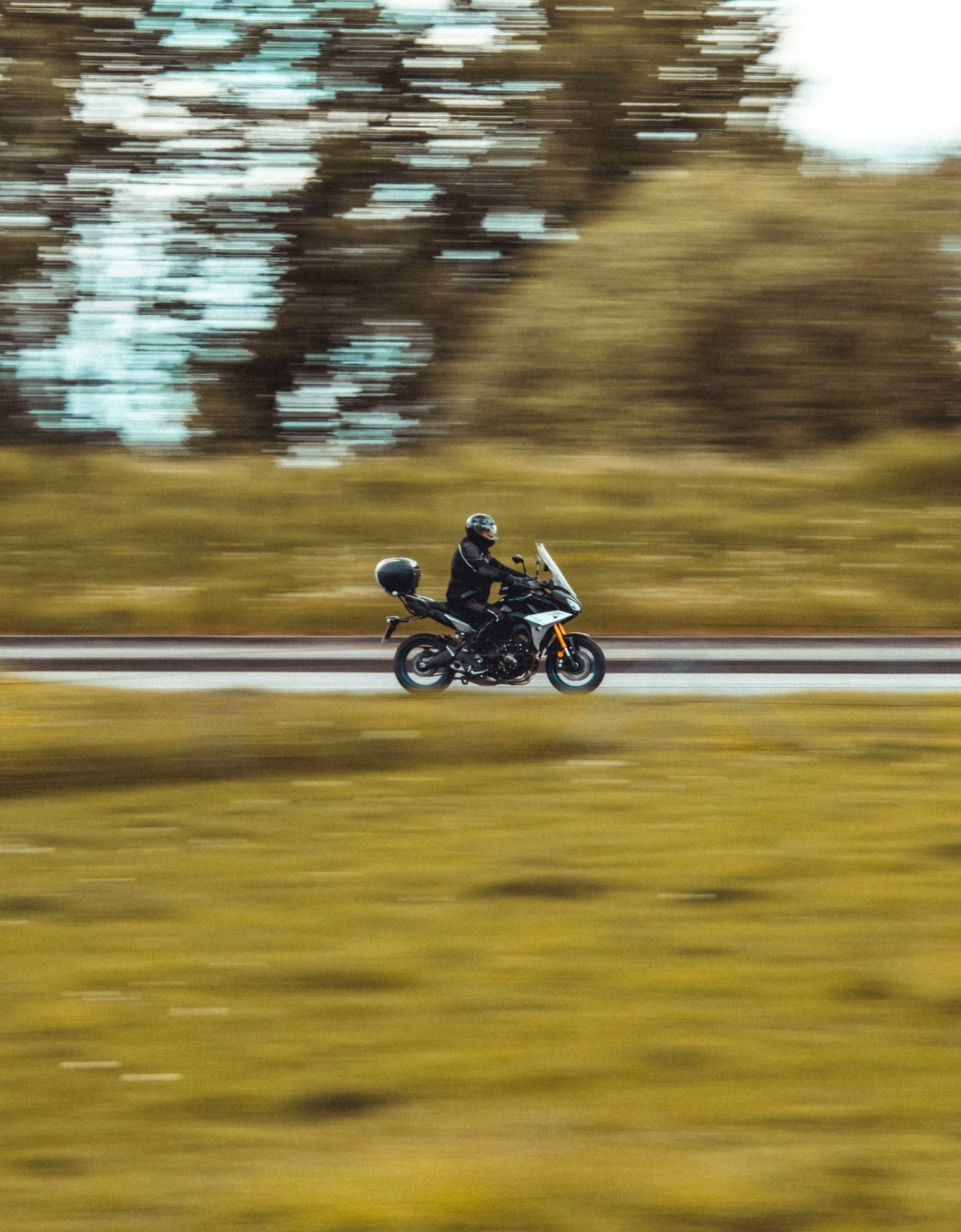 Cómo prepararte para un viaje largo en moto